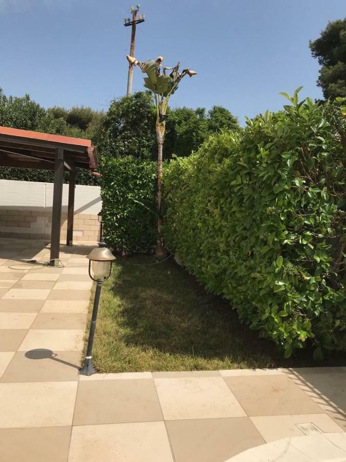 Villa Manden Pulsano Exterior photo